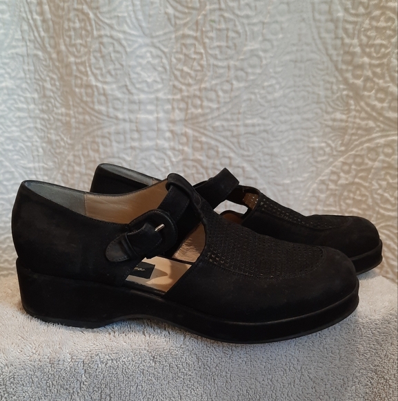 Just Our Shoes Black Mesh Top Buckled Shoes size 7.5 - Picture 2 of 13